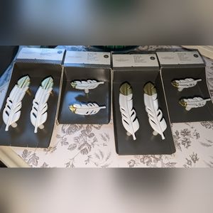 Knobs draw pull set. New in boxes. Never used